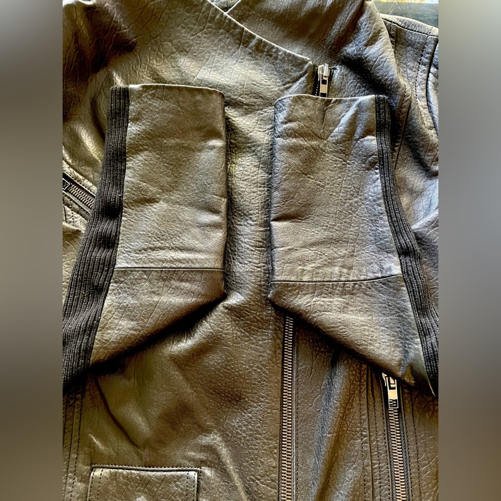 Vince Lamb Leather Biker Jacket Size Large - Picture 13 of 16